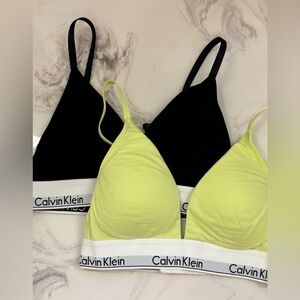 SET OF TWO 2️⃣ Calvin Klein Modern Triangle Lightly Lined Bras. Size Small.